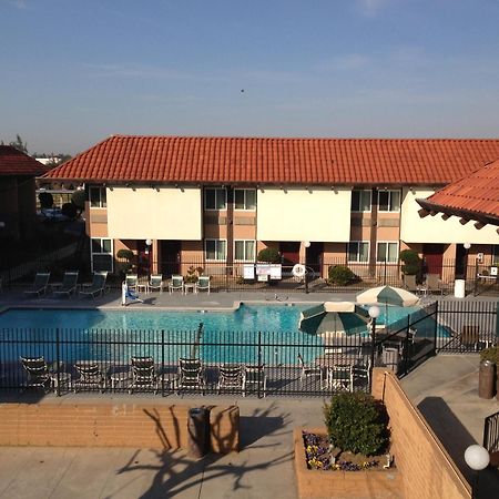 Ramada By Wyndham Fresno North Hotel Ngoại thất bức ảnh