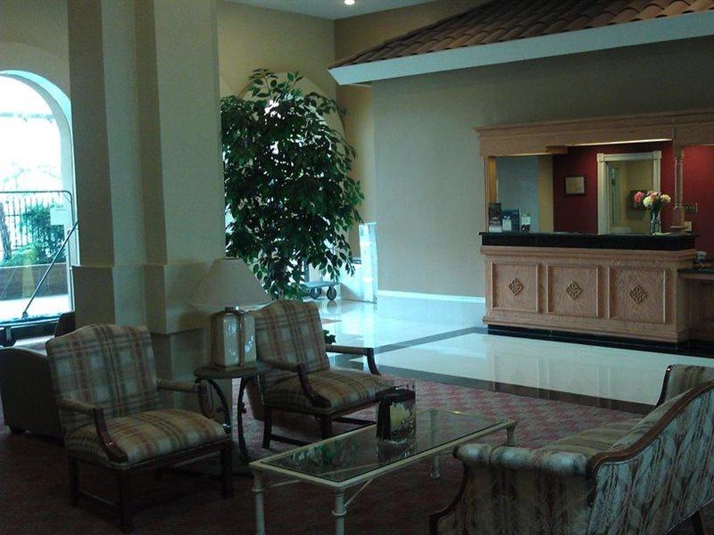 Ramada By Wyndham Fresno North Hotel Ngoại thất bức ảnh