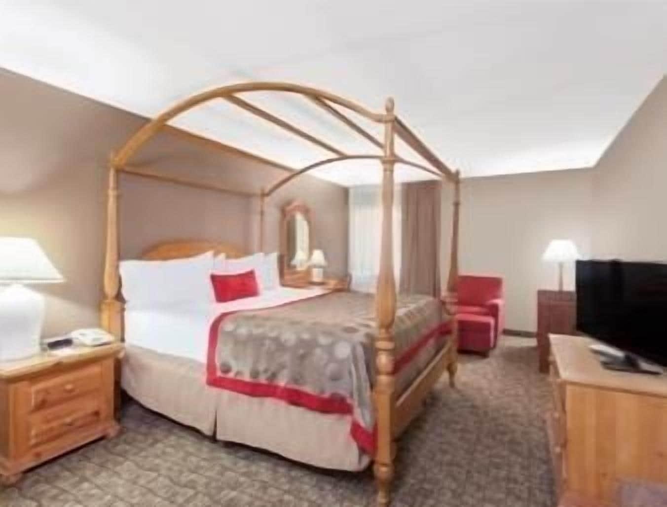 Ramada By Wyndham Fresno North Hotel Ngoại thất bức ảnh