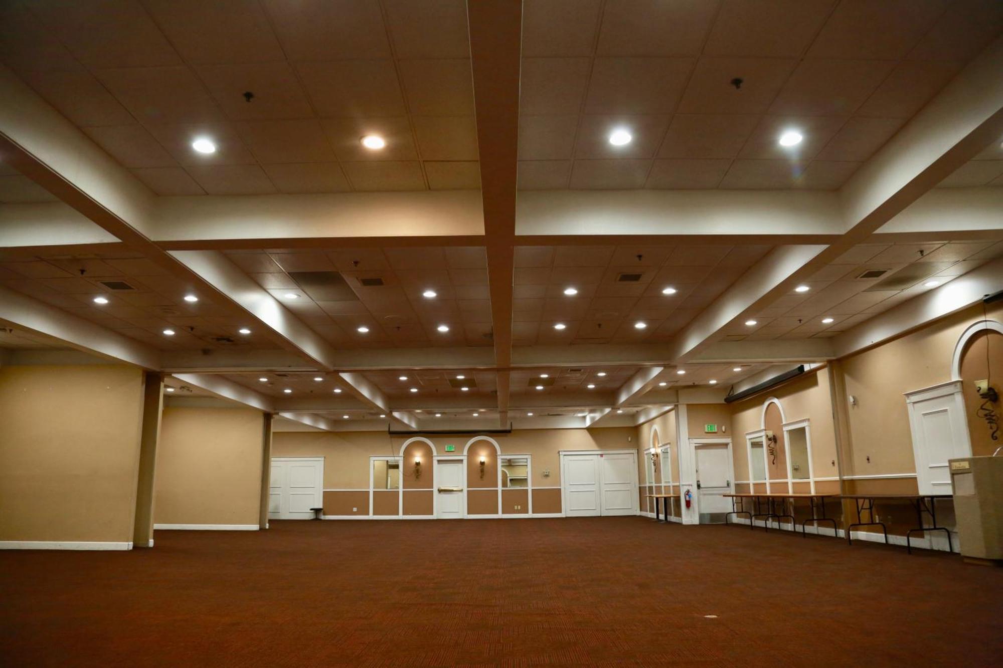 Ramada By Wyndham Fresno North Hotel Ngoại thất bức ảnh