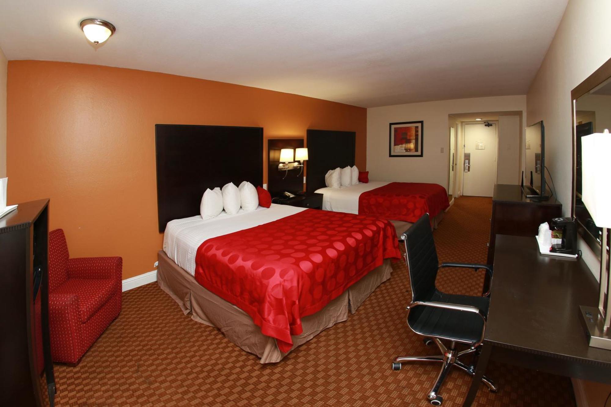 Ramada By Wyndham Fresno North Hotel Ngoại thất bức ảnh