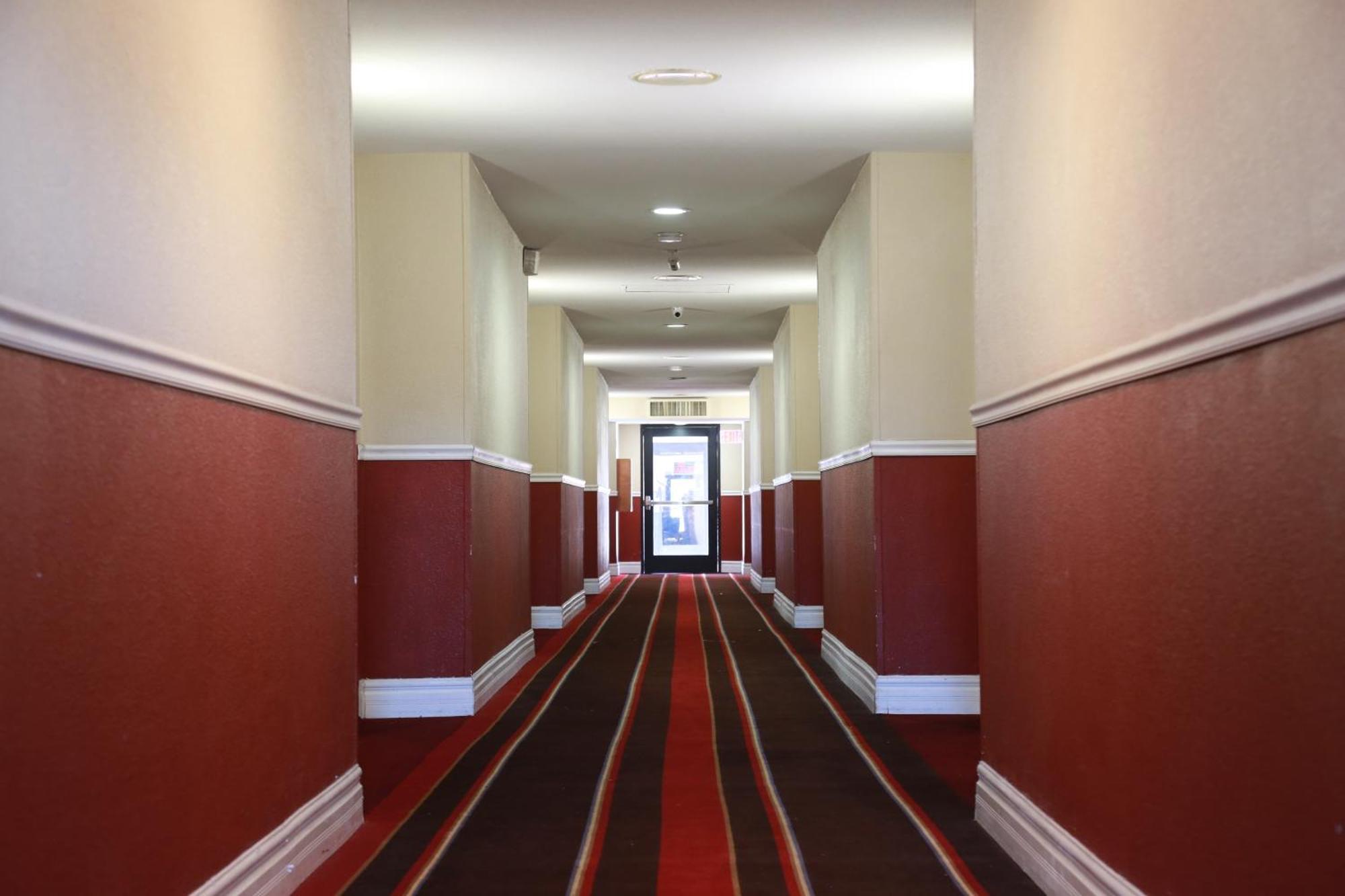 Ramada By Wyndham Fresno North Hotel Ngoại thất bức ảnh